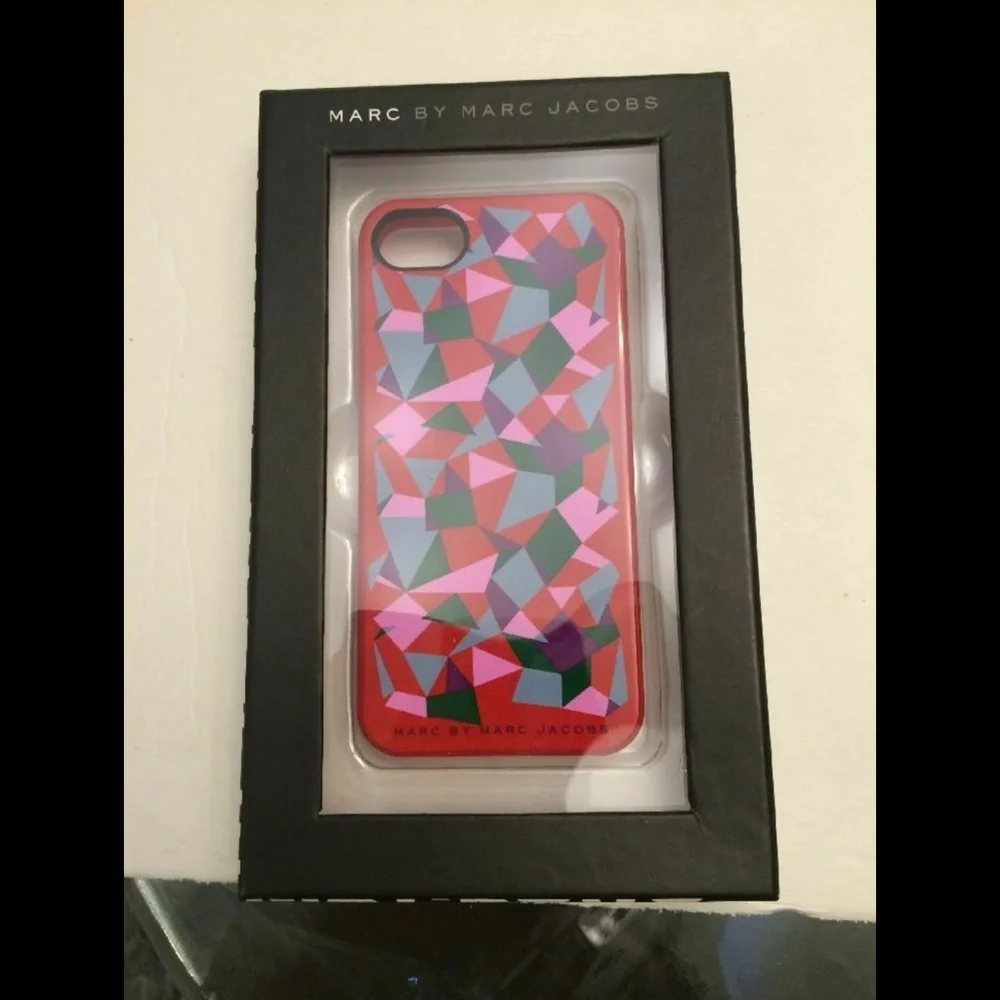 NEW Marc by Marc‎ Jacobs Taboo Print iPhone 5 Case Red Multi Color